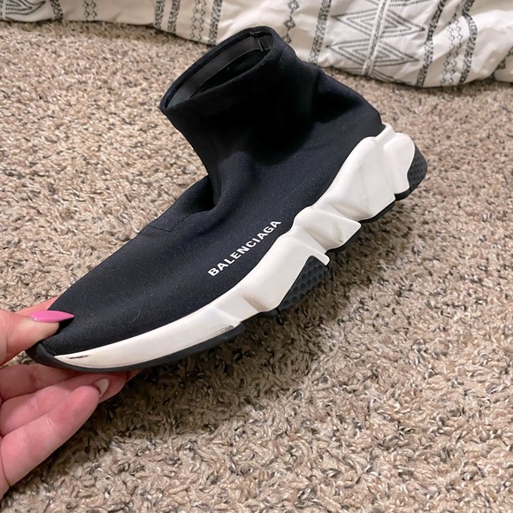 Balenciaga shoes - Picture 3 of 6